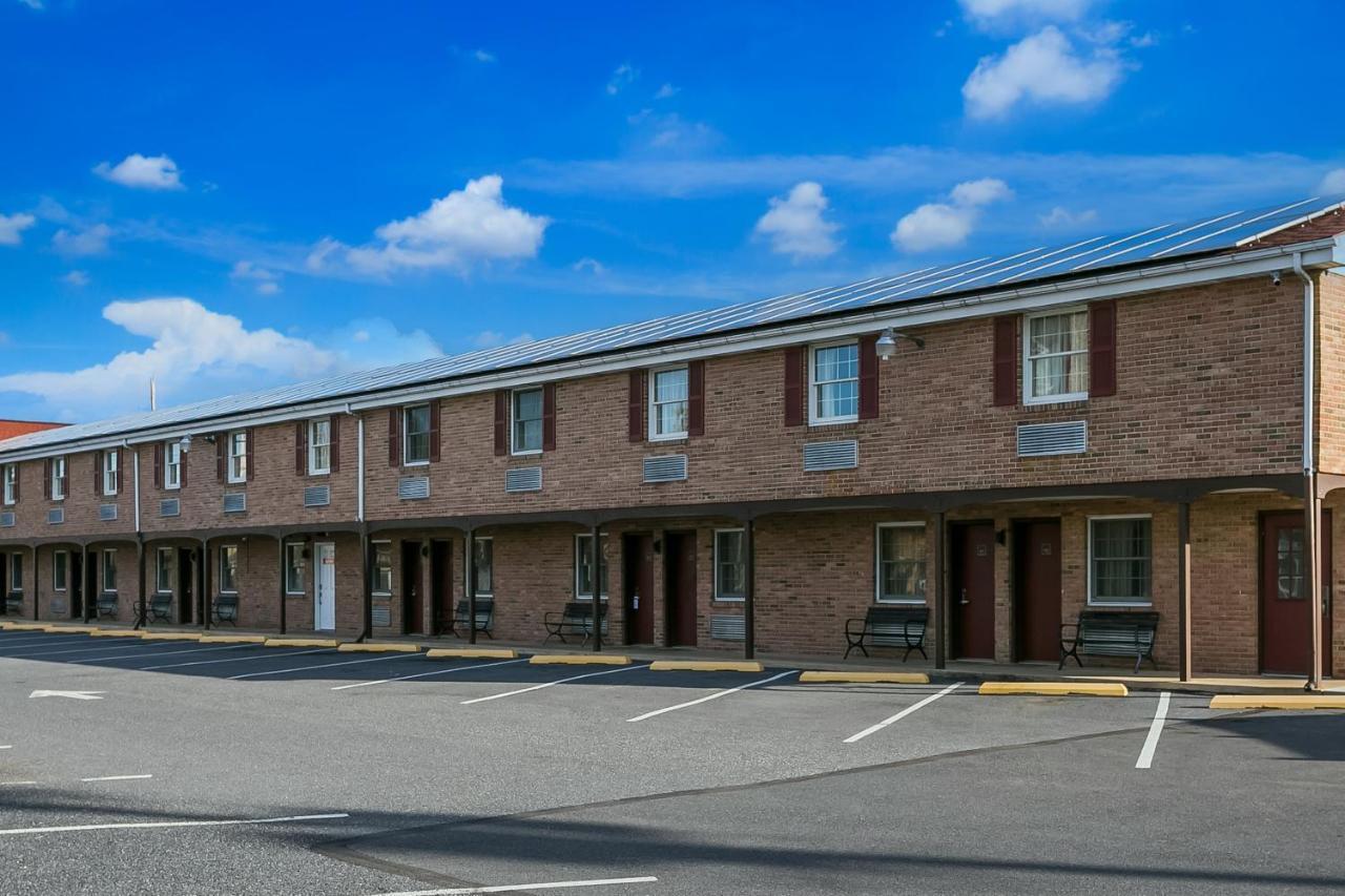 Red Roof Inn Герші Екстер'єр фото