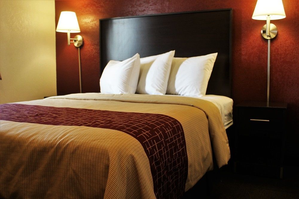 Red Roof Inn Герші Екстер'єр фото